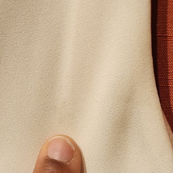 Loft Sz XS Cream Flowy Sleeveless Top Layered Minimalist Neutral Wardrobe Staple - Picture 6 of 8